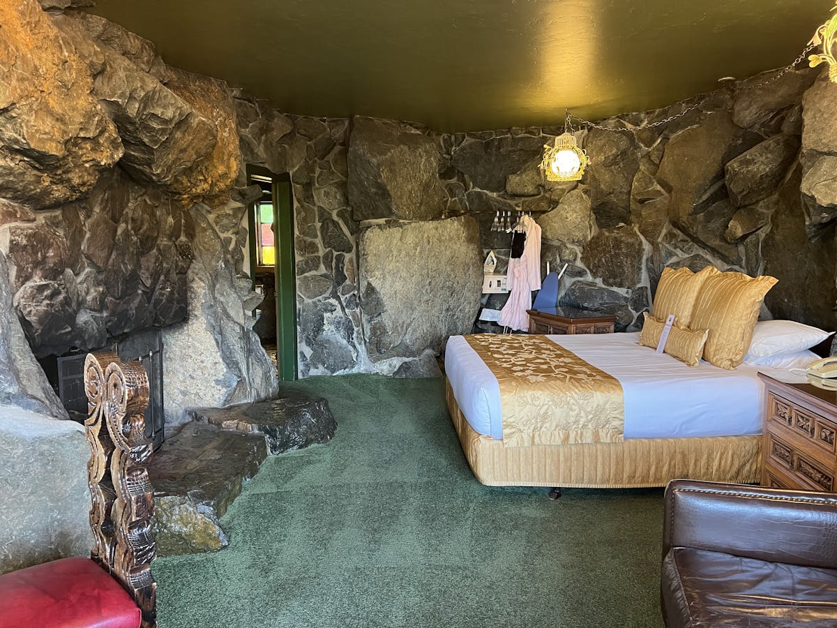 The Kona Rock room - the walls are all maed of rocks